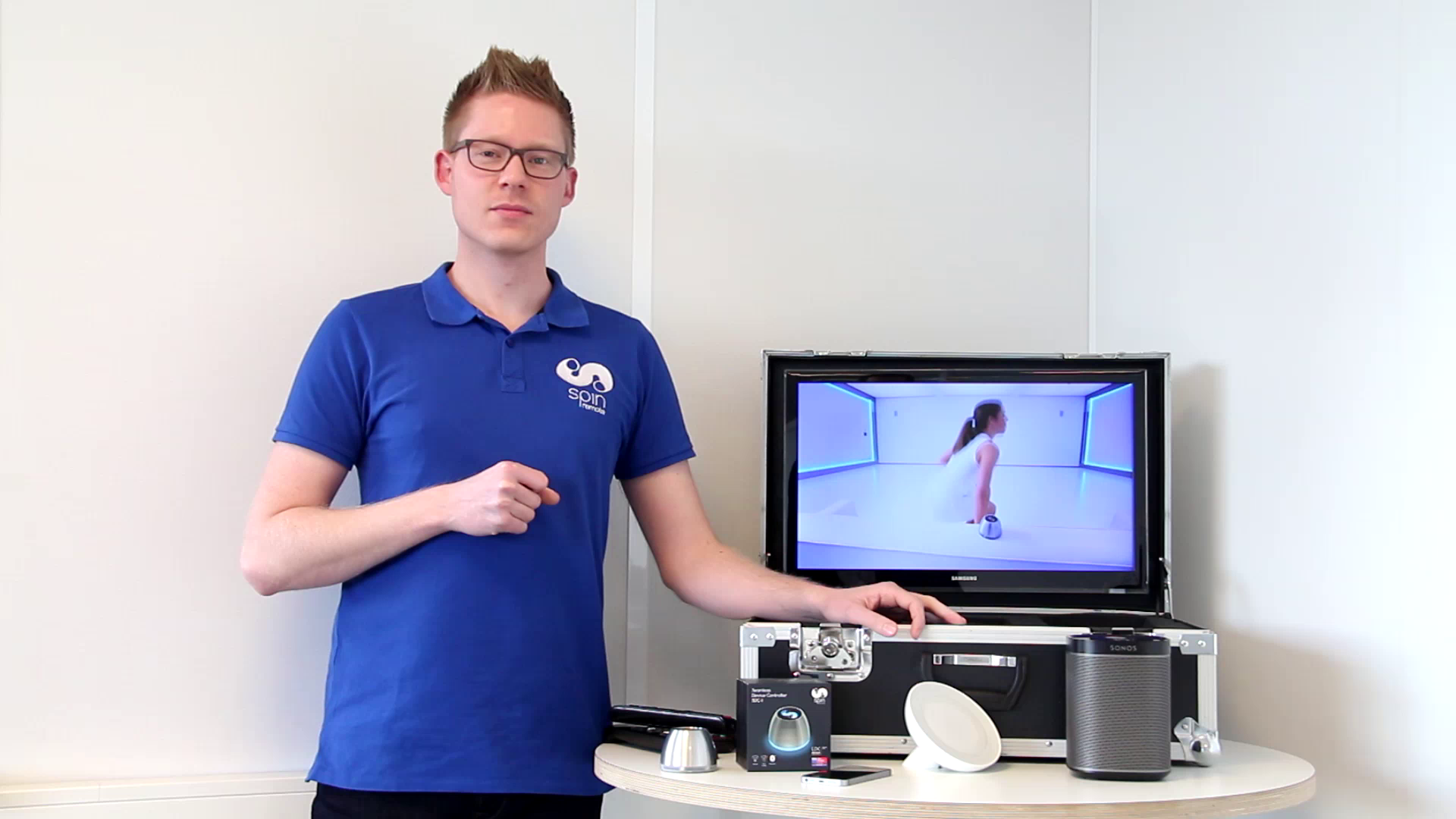 Product Specialist Arjan demonstrates the SPIN remote SDC-1